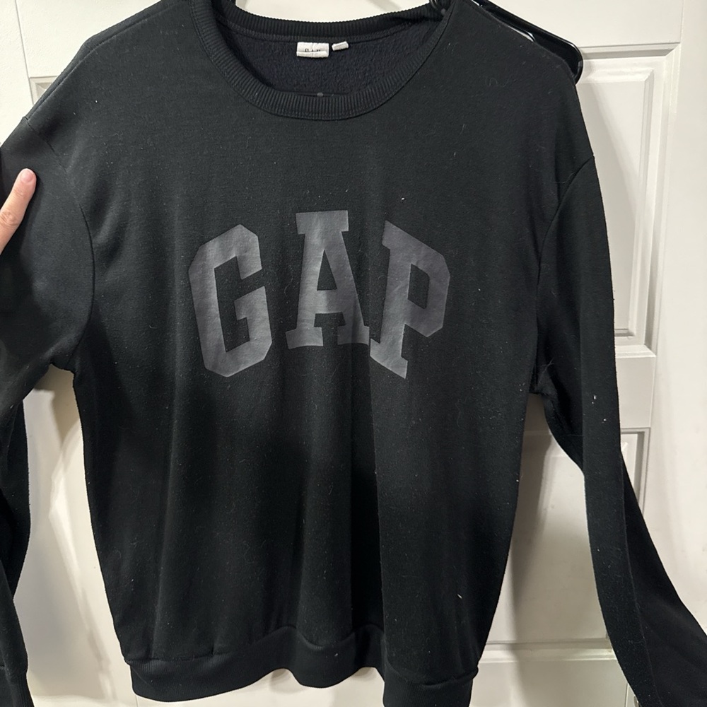 GAP Charcoal Pullover